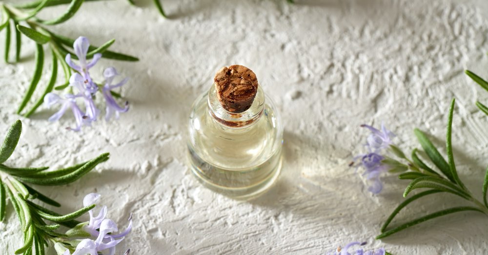 Fragancias veganas: qué son y en qué se diferencian de los perfumes sin crueldad