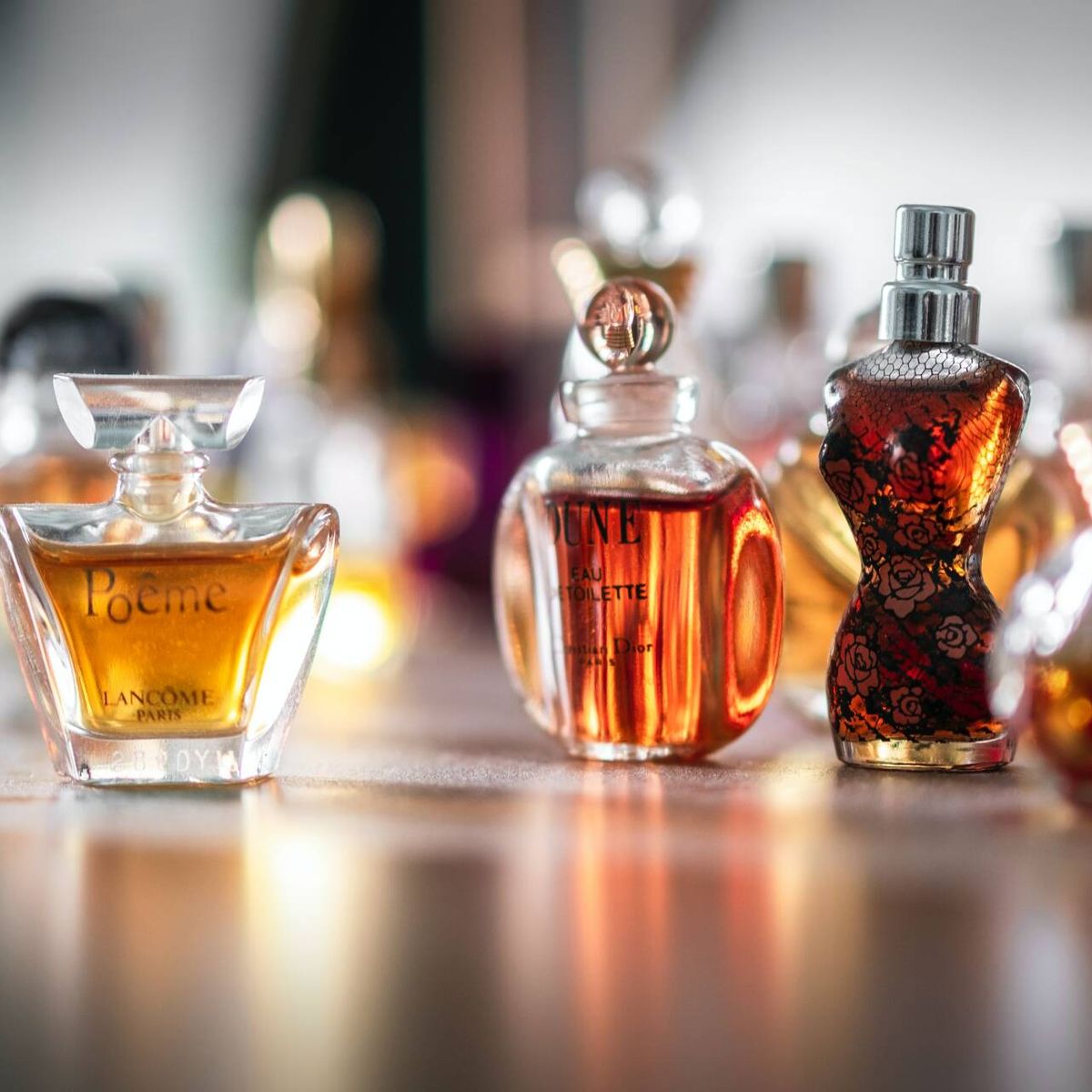 Perfume caro y barato: cuál es la diferencia